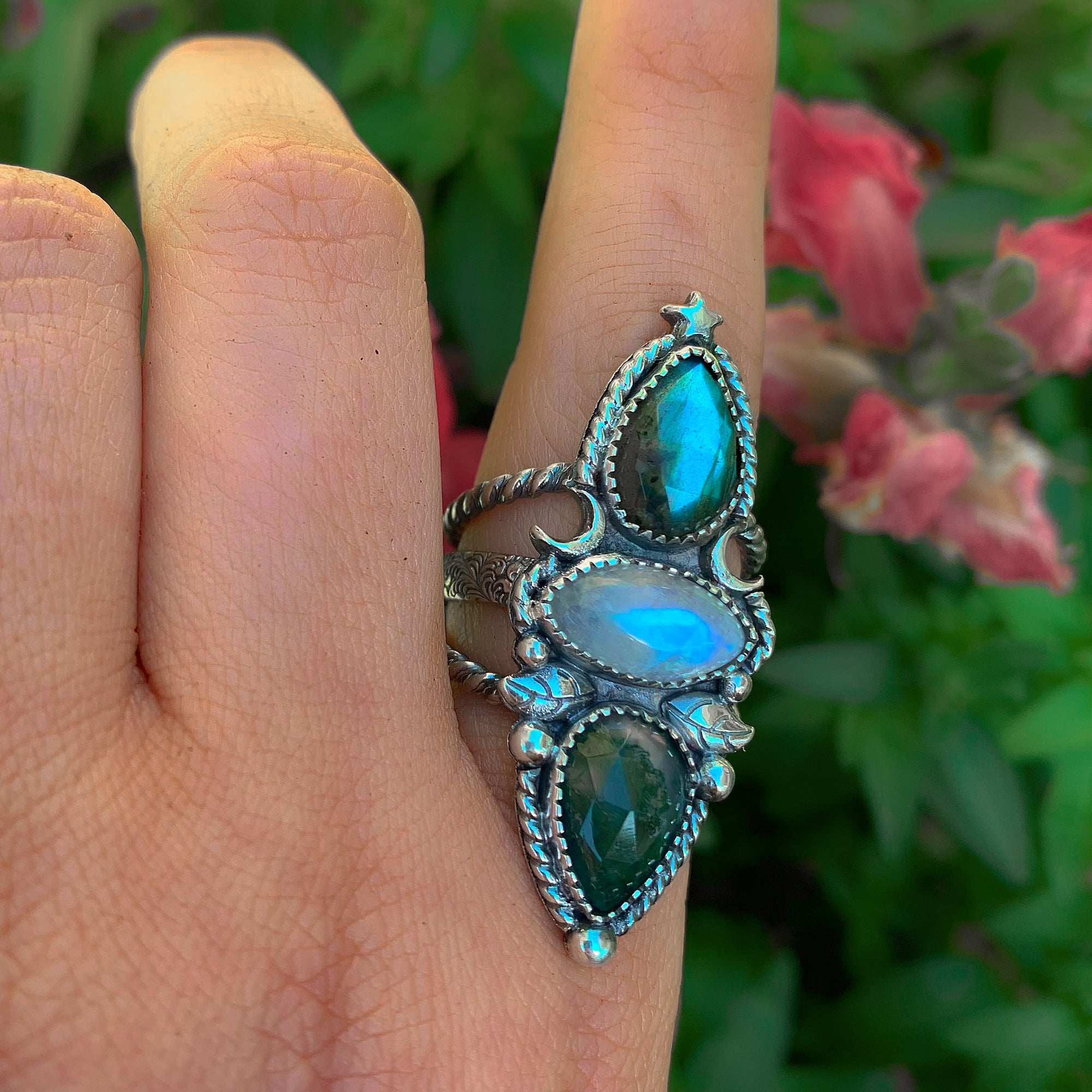 Art Nouveau buy Labradorite Statement Ring, Sterling Silver Labradorite Ring